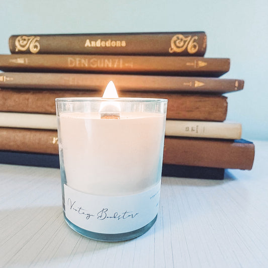 Library Scented Candle – Book-Inspired Aroma of Aged Paper, Leather & Wood | Apricot Cream Wax